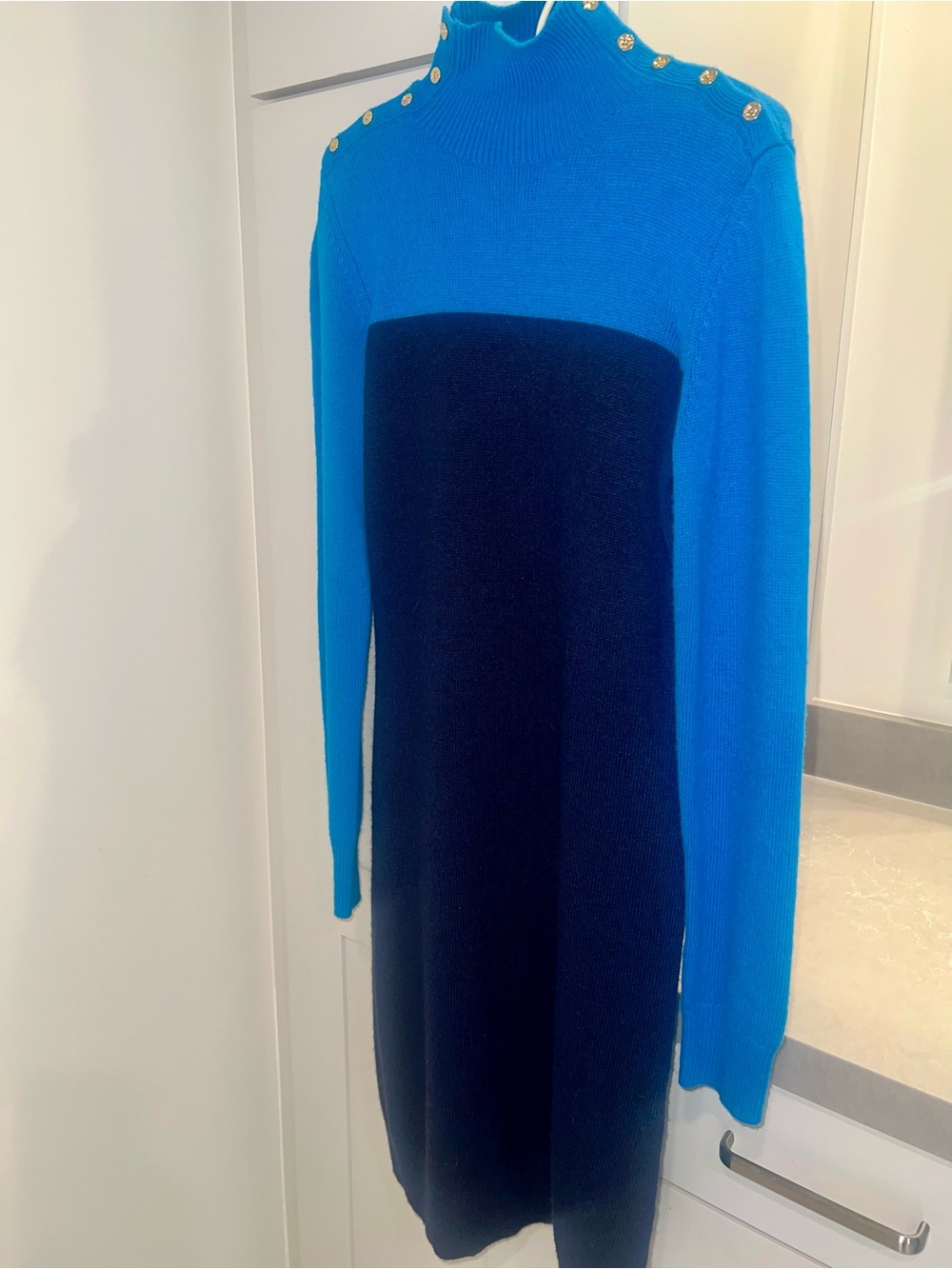 C. Wonder Blue & Navy Colorblock Long-Sleeve Knit Sweater Dress-LIKE NEW